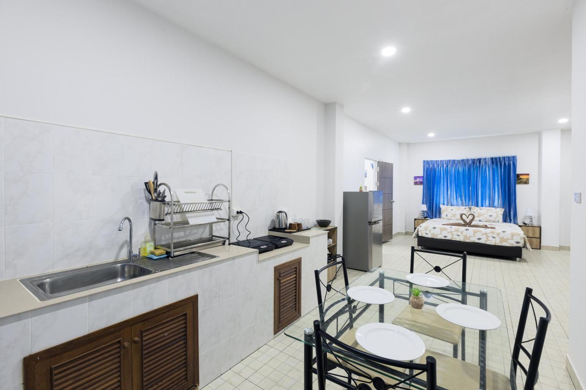 Hotel Grand View Premium à Patong Extérieur photo
